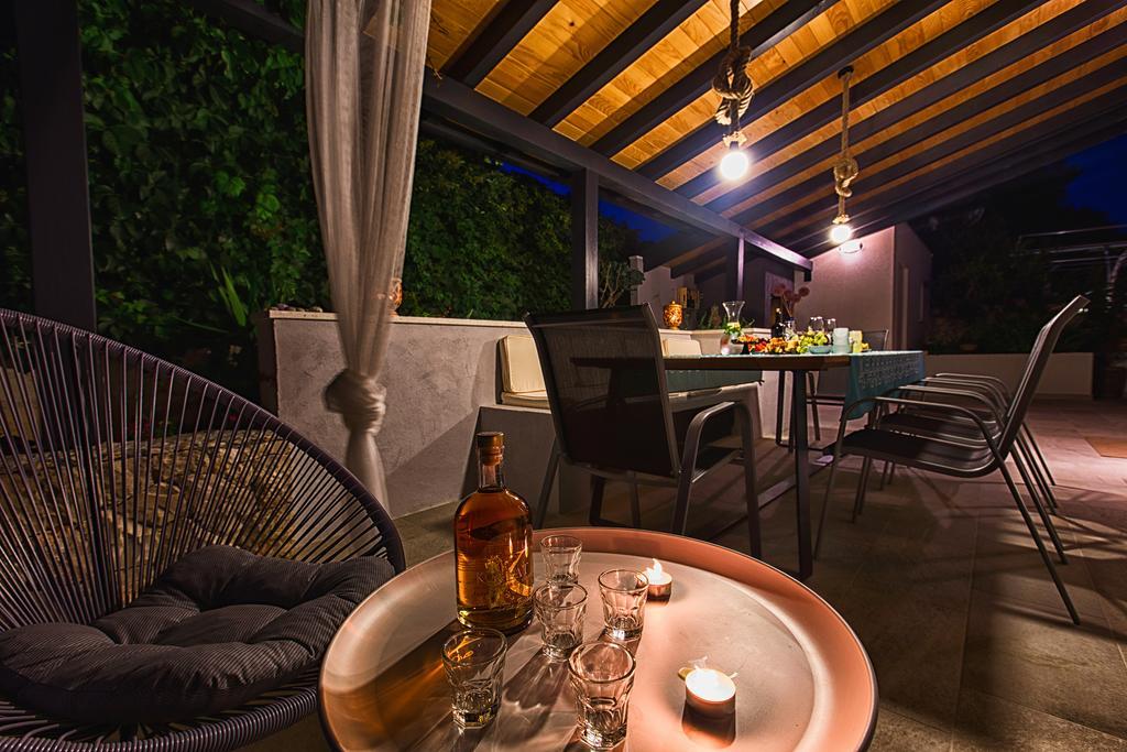 Holiday Home Vuko Sevid Esterno foto