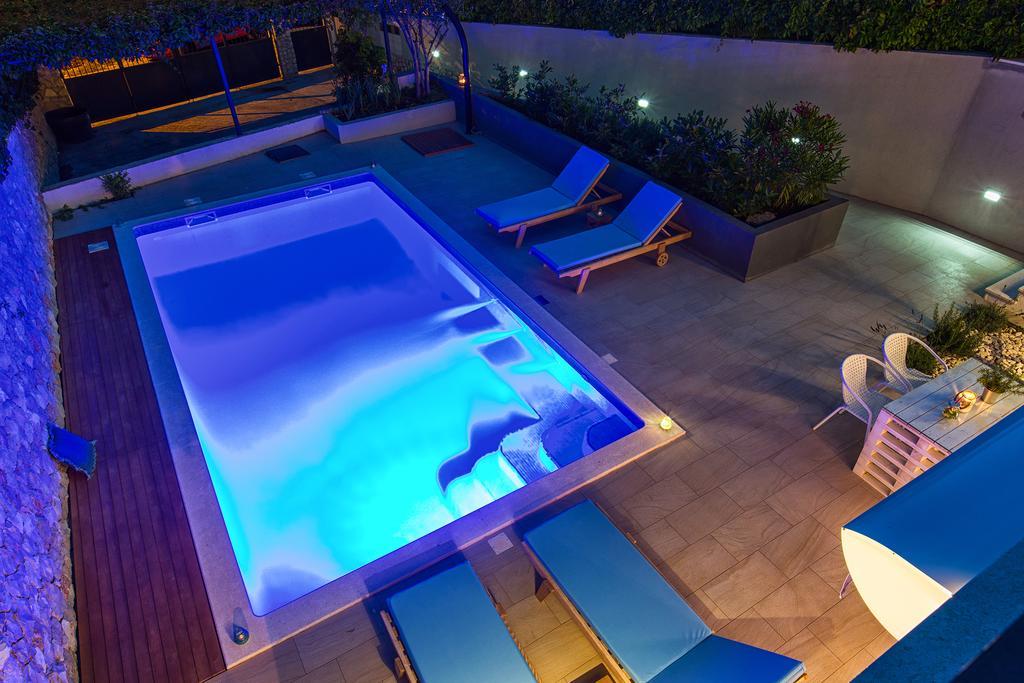 Holiday Home Vuko Sevid Esterno foto