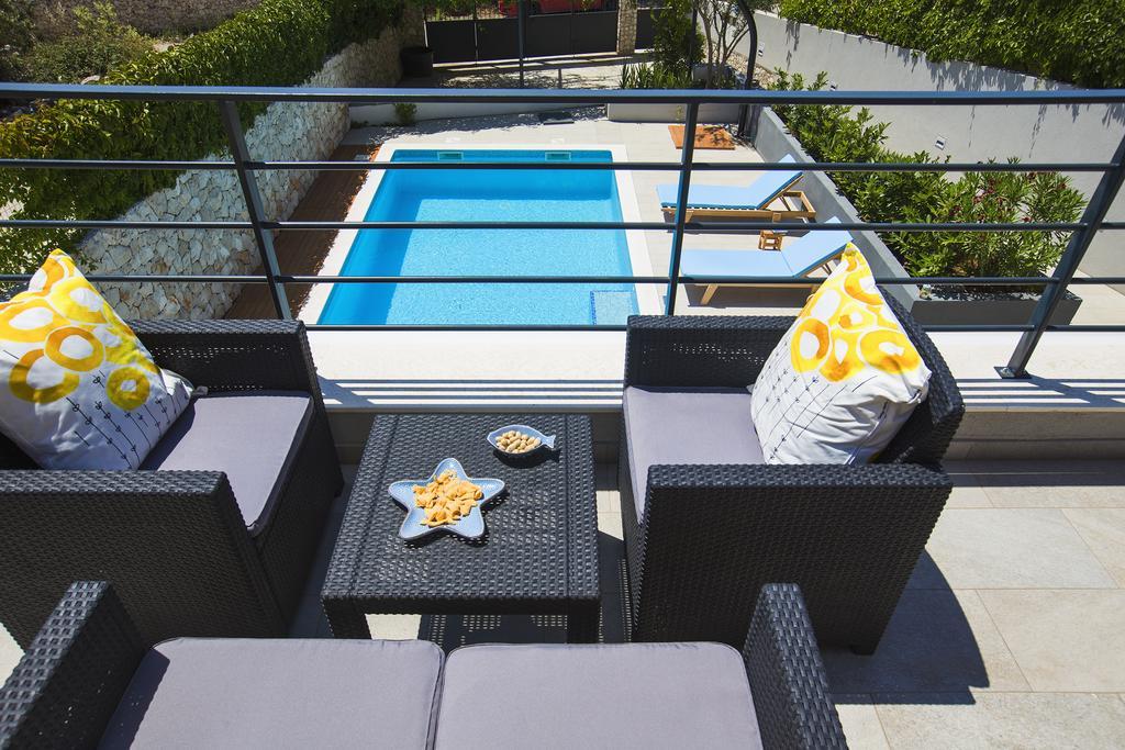 Holiday Home Vuko Sevid Esterno foto