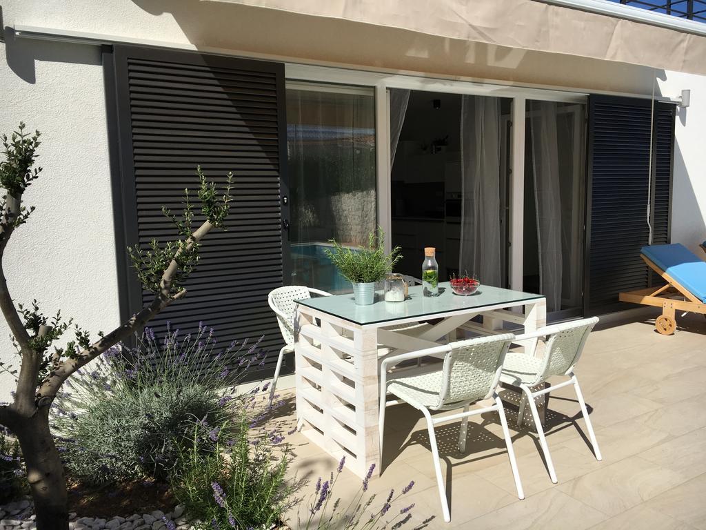 Holiday Home Vuko Sevid Esterno foto